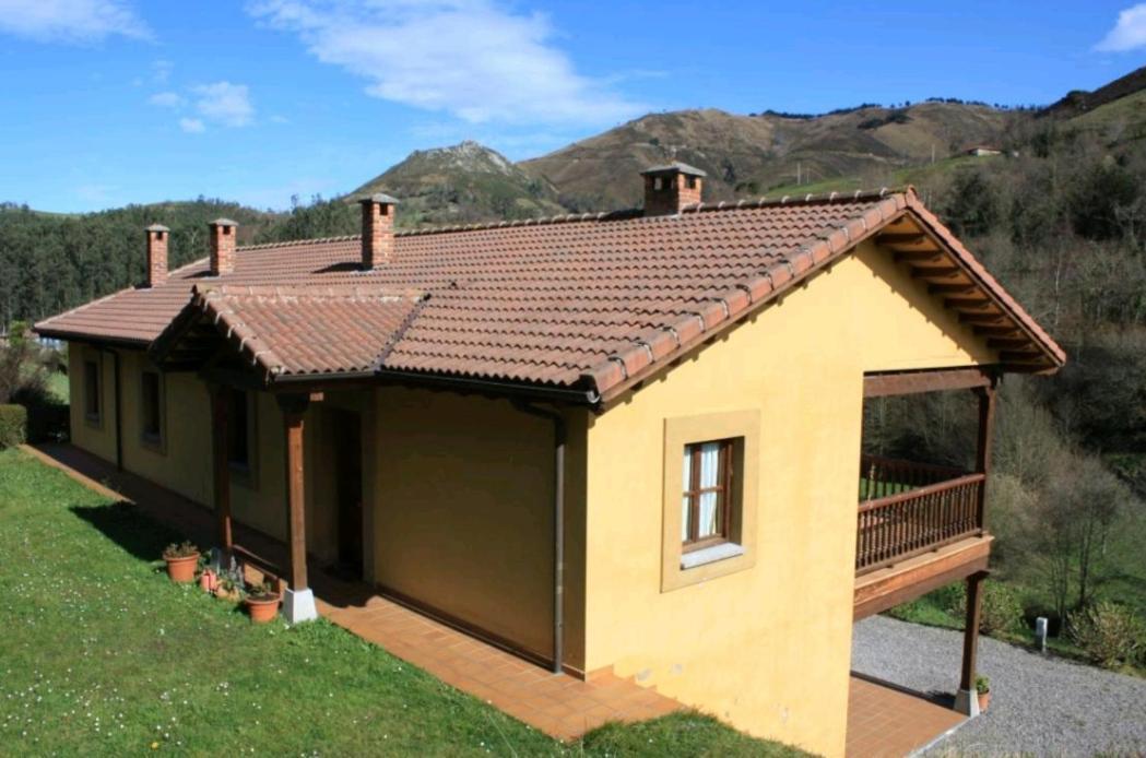 Casa Rural La Llosica Apartment Ribadesella Exterior photo